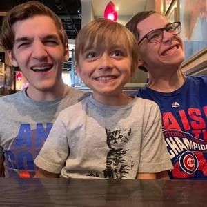 Meet your Posher, Lindsay